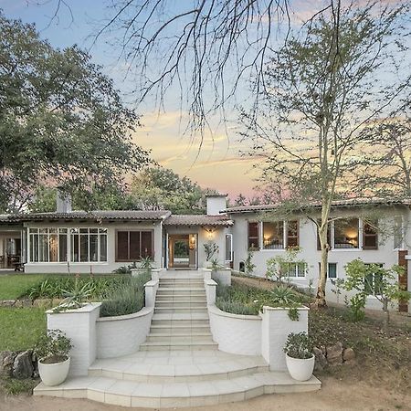 Amberhall Guesthouse Johannesburg Exterior foto