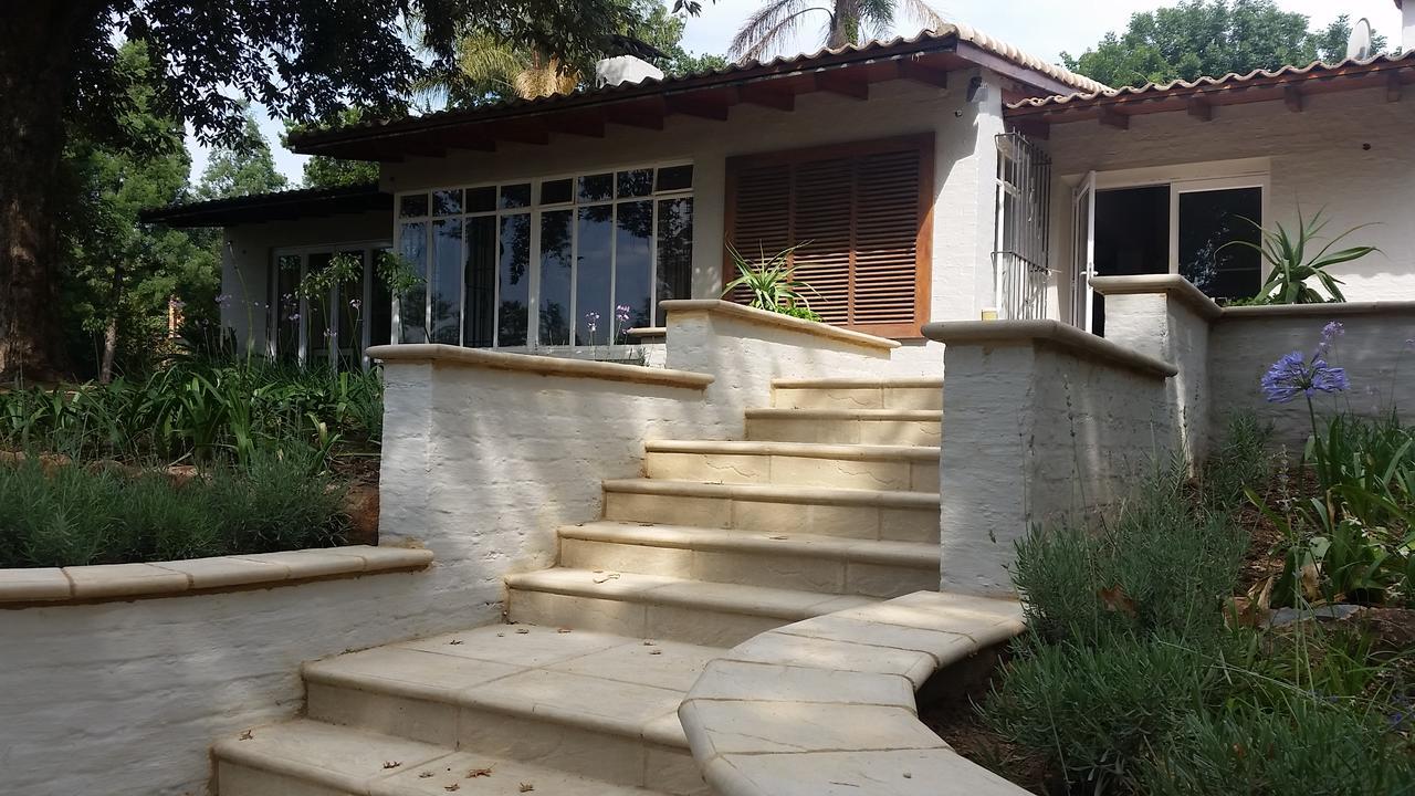 Amberhall Guesthouse Johannesburg Exterior foto